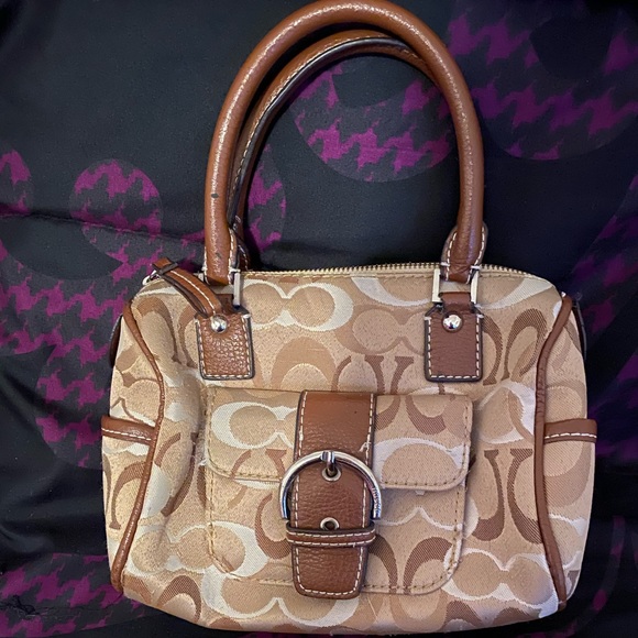 Coach Handbags - Coach handbag